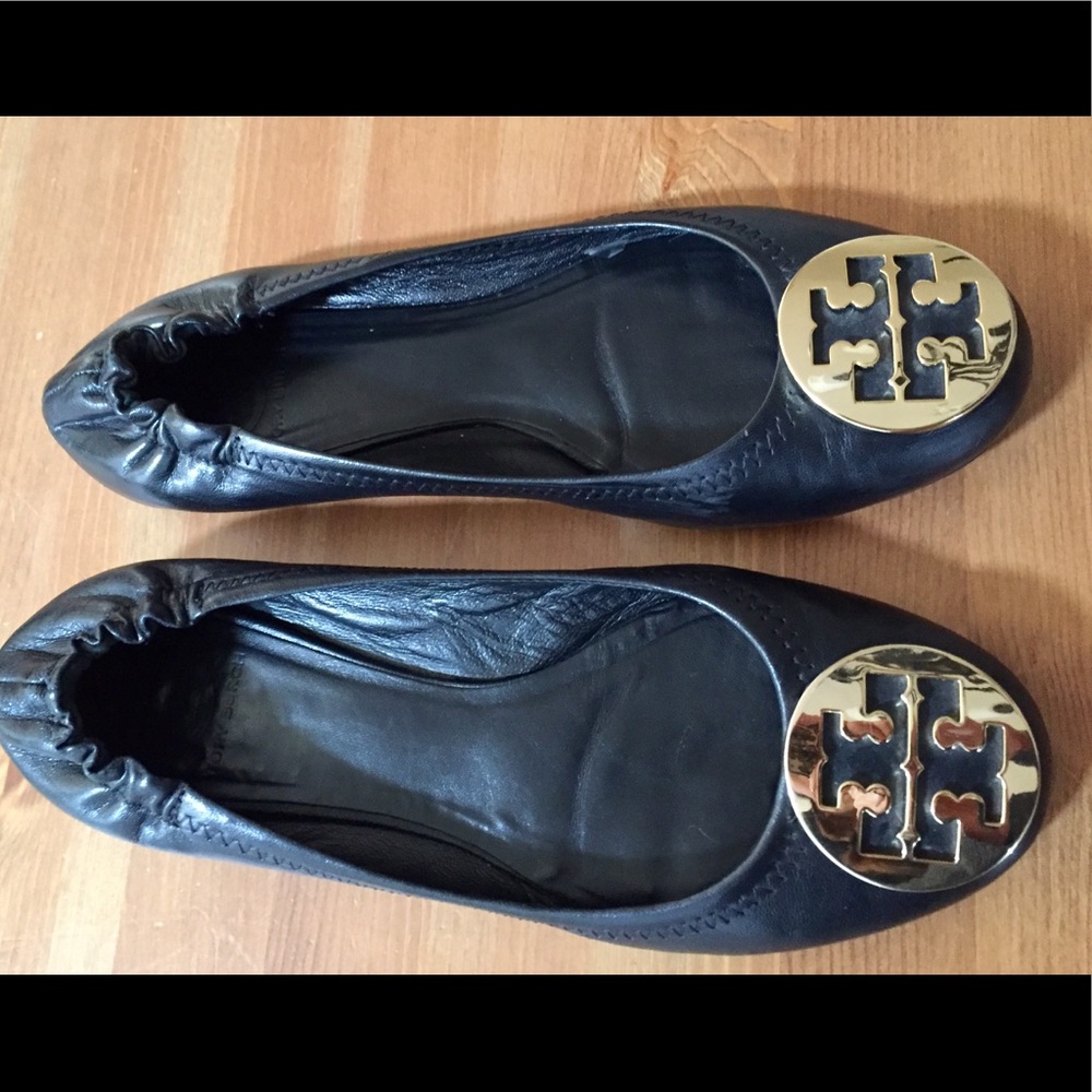 Tory Burch ballerina flat sandals!